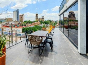 Designer Loft w Gym Coworking 2BD